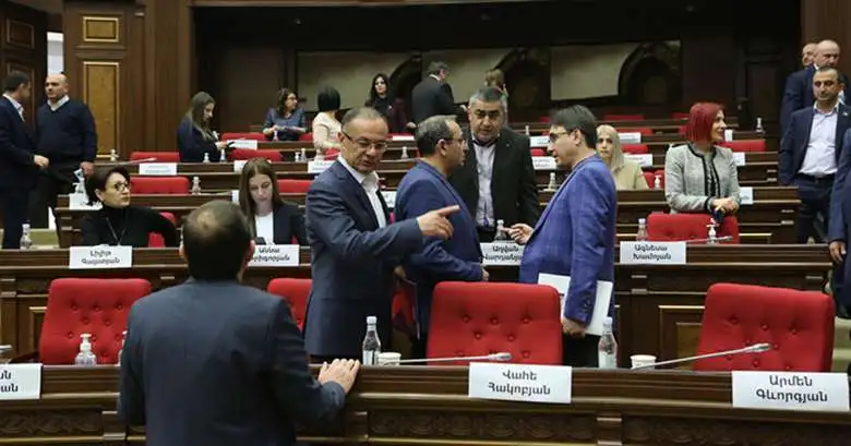 Ինչպե՞ս է սեպտեմբերի 12-ին ընդդիմությունը «վերադառնալու» խորհրդարան