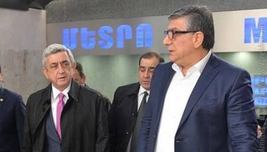 «Հրապարակ». Սուքիասյանը ռեւերանսներ է անում Սերժ Սարգսյանի հասցեին 