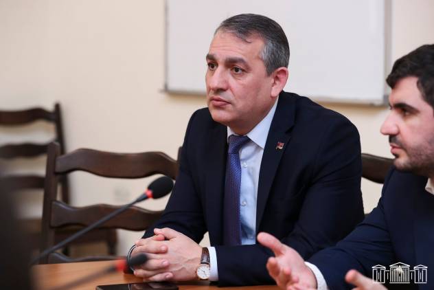 «Հրապարակ». Աստված չանի՝ Ձեր տունն էլ գող մտնի, գողություն անի, Աստված չանի՝ հայրենիքը դավաճանեն
