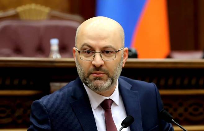 «Հրապարակ». Լաչինի միջանցքը փակելը նման հայտարարություն անելու հետ ի՞նչ կապ ունի