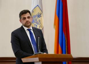 «Հրապարակ». Քովիդի գործը դեռ շատ ջուր կվերցնի