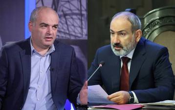 «Հրապարակ». Իրեն մեծ գաղափարախոսի դեր է փորձում վերագրել, մինչդեռ ընդամենը մի խայտառակ գիրք է գրել