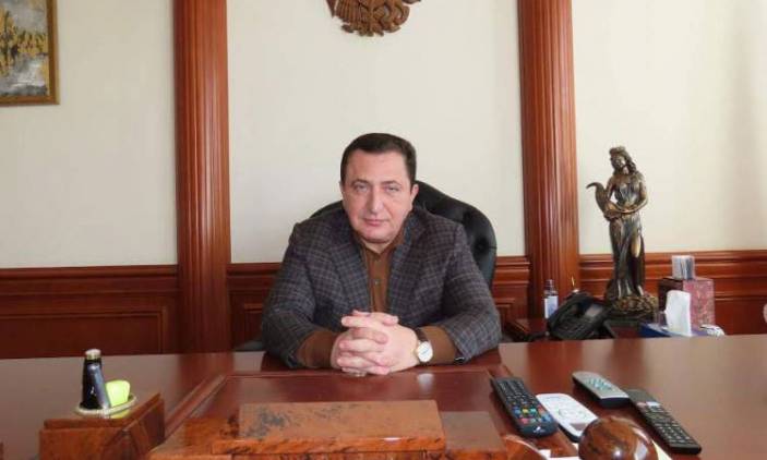 Եթե ապրանքը որակյալ չէ, Դավիթ Գալստյանը պատրաստ է հետ վերցնել եւ վերադարձնել գումարը