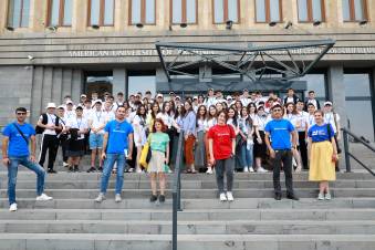 AUA-ի «շրջանաձեւ տնտեսությունն» ու մնացյալ մտքի «գոհարները»