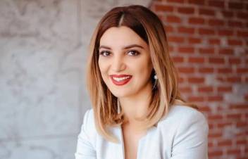 «Հրապարակ». Դիանա Գասպարյանին պաշտոնա՞նկ կանեն, թե՞ նա կգնա ֆիզարձակուրդ ու չի վերադառնա