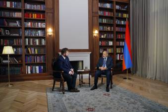 Փաշինյանի սխալն Ադրբեջանի «մուղամի տակ» գիտակցված կամ չգիտակցված պարելն է
