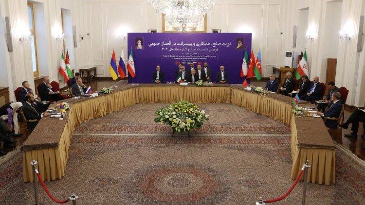 «3 x 1 - 1 + 1» ձեւաչափի սնամեջությունն ու ձեւականությունը