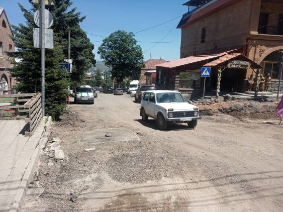 Ուրիշ պայմանագրեր էլ եմ լուծարել՝ բա դրանցով չեք հետաքրքրվո՞ւմ 