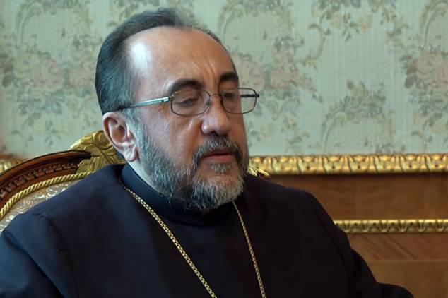 Ինչպես Պապն էր ողորմելի Ներսես Մեծի առաջ, այնպես էլ այս իշխանությունը՝ կաթողիկոսի առաջ․ արքեպիսկոպոս Աջապահյան