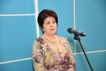 Պարտության սիմվոլ «դուխով»-ը չի՞ գիտակցում, որ ցուլերի միջով անցնելիս պետք է ոչ թե շորդ փոխես, այլ նապաստակ չլինես