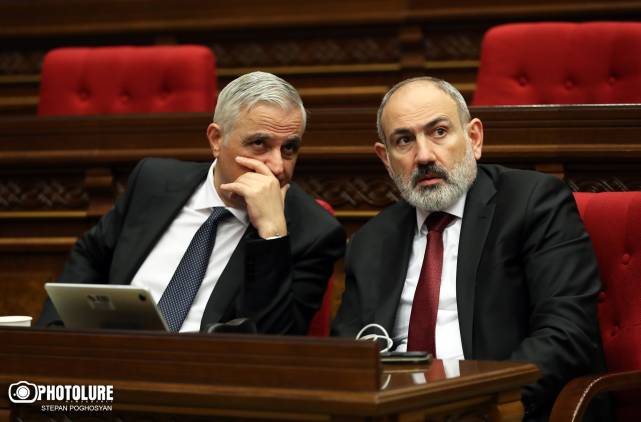 «Հրապարակ». Հայրենիքի համար պայքարողներն «անադեկվատ» են, իսկ Պապ թագավորը չի մեռնելու