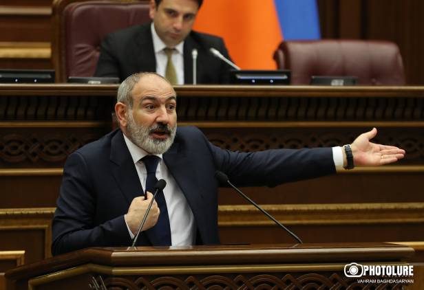 «Հրապարակ». Հիստերիկ նոպաներ, չհաղթահարվող վախեր. Փաշինյանն անկառավարելի է դառնում