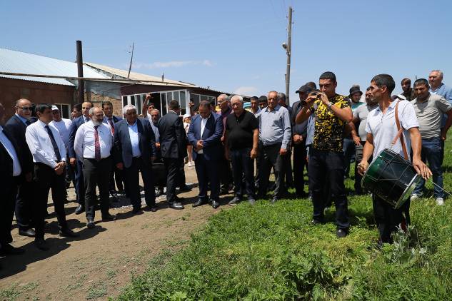 «Հրապարակ»․ Փաշինյանին հարց տված երիտասարդի անհետացման հետքերով