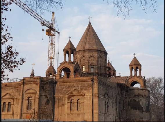 Մայր տաճարի վերաօծման եւ Մյուռոնօրհնության շուրջ ինտրիգների մասին