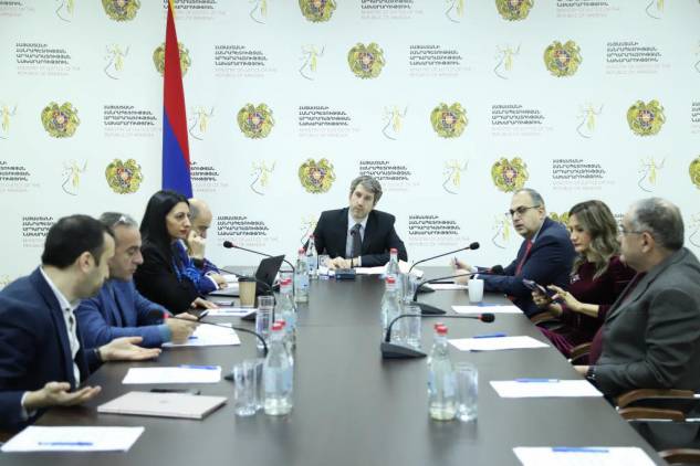 «Հրապարակ». Մեր երկրի պես որեվէ այլ պետություն չես գտնի, որ ասեն մի բան, անեն` հակառակը