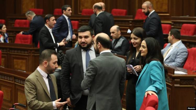 «Հրապարակ». ՔՊ-ն հակապետական քարոզ է անում՝ հանուն իշխանության
