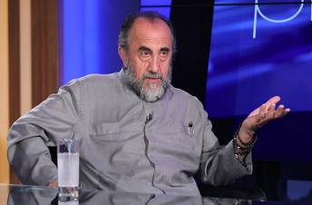 Կուզենա՞ արդյոք Աջապահյանը մտնել Հայրենիքի փրկության պայքարի մեջ 