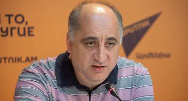 Բայց չէ՞ որ դրույքից ավելի են աշխատում, ու դրա համար է 400 հազար աշխատավարձը