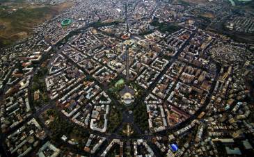 Գլխավոր հատակագիծը հաստատվել եւ հրապարակվել է տարբեր անվանումներով