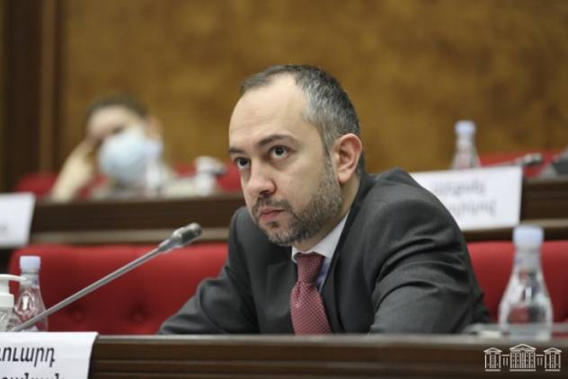 ՔՊ-ական պատգամավոր Էդուարդ Աղաջանյանի հա՞յրն է Աշոտ Երկաթ ճաշարանի սեփականատերը
