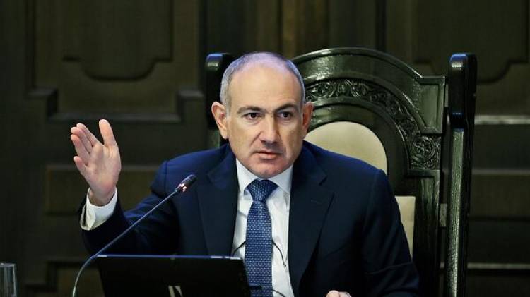 Նիկոլը Գյումրին «փրեյմըրիզով» տանի գը գյումրեցու տակից