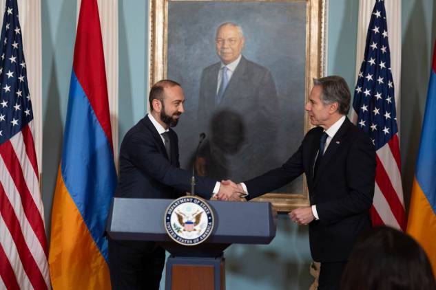 Վախենամ՝ դառնանք ոչ թե անցողիկ, այլ զոհաբերվելիք զինվոր. ի՞նչ է սպառնում Հայաստանին
