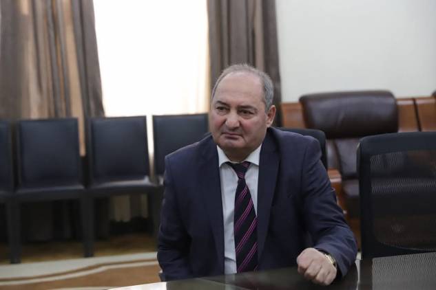 Նախկին դատավորը՝ մարզպետի խորհրդական․ գյումրեցիներին հայտնի ԳԱԼԱ-ն փակողը