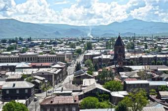 Ընտրություններին ընդառաջ՝ նոր սկանդալ Գյումրիում