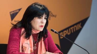 Խորհուրդ Փաշինյանին` իր պատից կախված նկարը տանել փորձագետի մոտ