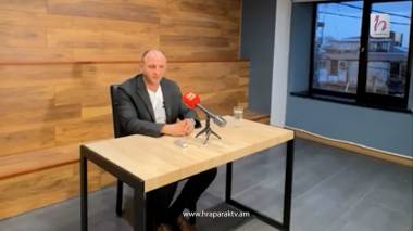 Ինչպես եղավ, որ  ՌԴ իշխող Եդենայա Ռոսիան աջակցեց  Գյումրու քաղաքապետի թեկնածուին