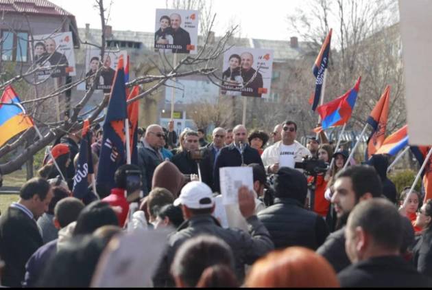 Սկսել են շատ էժան ու կեղտոտ քարոզչություն իրականացնել մեր դեմ․ Գյումրին եռում է