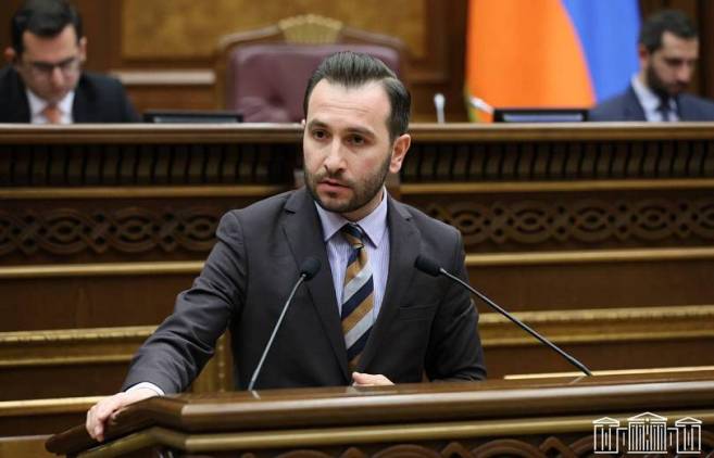 Մանդատը վայր դնելու հորդոր-հրահանգ-հրամանով