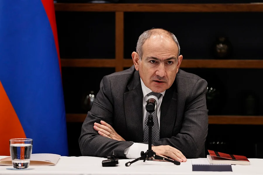 «Հրապարակ». Փական, հա փական. ինչու է Փաշինյանը մարդկանց ներշնչում, թե ջուրը քիչ է