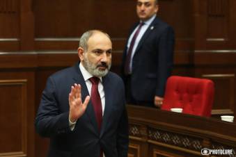 Օրենք մշակողն էլ է ինքը, օրենք փոփոխողն էլ