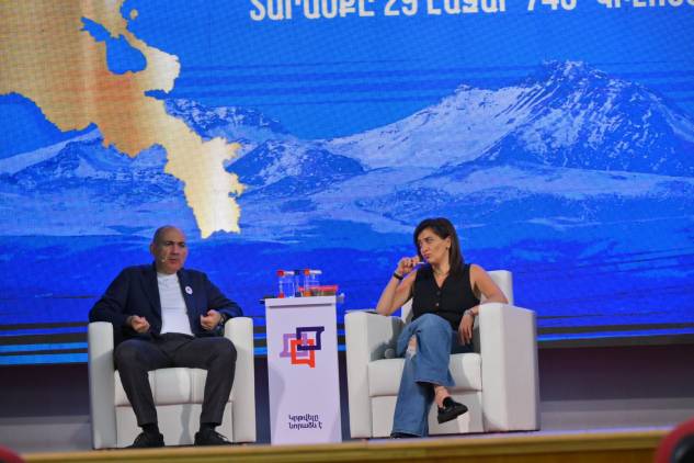 Փաշինյան-Հակոբյան զույգը սեփականաշնորհում է Հայաստանը