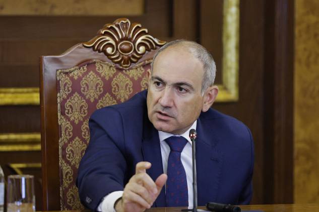 Հանե՞մ, ցույց տամ…