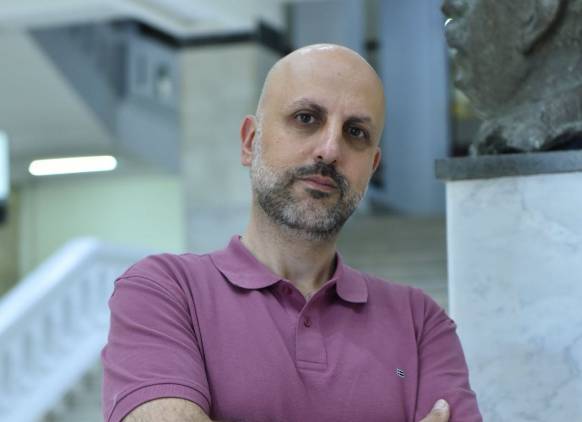 «Հրապարակ». Այդ «բեմադրությունների» արանքում մենք հայրենիք ենք կորցնում