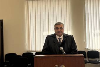 «Հրապարակ». Սրբազաններին կալանավորած Մասիս Մելքոնյանի կարգապահական վարույթը «կջրվի»