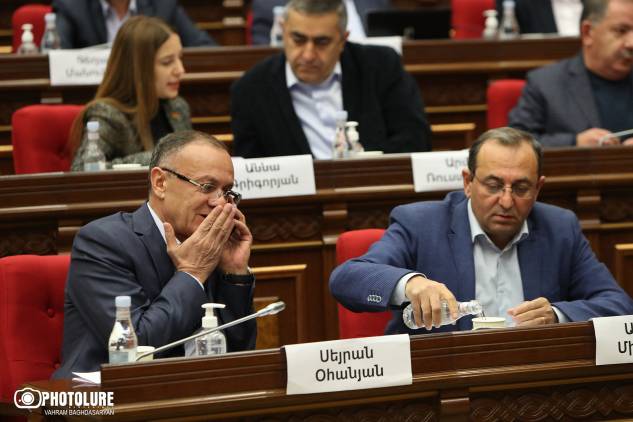 «Հրապարակ». Նիկոլ Փաշինյանը որոշում է, նրանք՝ անմռունչ կատարում