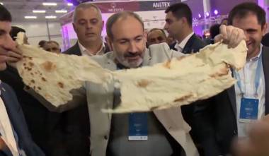 Առաջ իրական սեղանի շուրջ էր՝ այսօր մենյուի մեջ է․․
