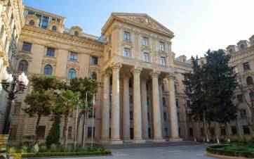 Азербайджан полностью поддерживает мирное урегулирование в Грузии на принципах суверенитета и территориальной целостности - МИД