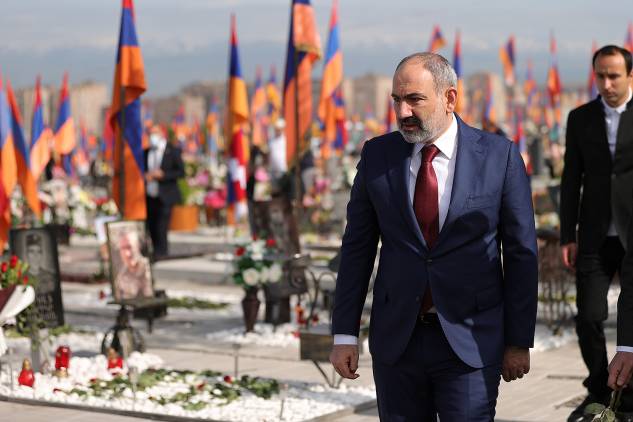 Նահատակները չեն ընկել, որ մեր հողերից «յան տաս» ու աթոռդ պահես․․․