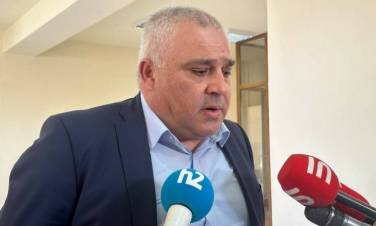 «Հրապարակ». Ամենամեծ նախկինն իրենք են` 8 տարի, պիտի 100 տարի՞ աշխատեն, որ նախկին դառնան
