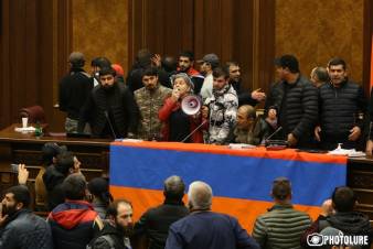 «Հրապարակ». Նոյեմբերի 9-ի գործով անցնող 30-40 մեղադրյալներից ոչ մեկը կալանավորված չէ