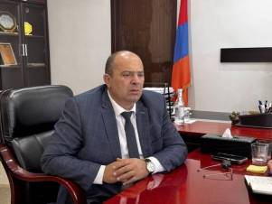«Հրապարակ». Մարզպետի բարեկամի համար պաշտոնն ազատեցին