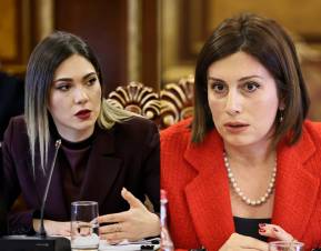 «Հրապարակ». Սրբուհի Գալյանի եւ Անահիտ Ավանեսյանի հարաբերությունները լարվել են 