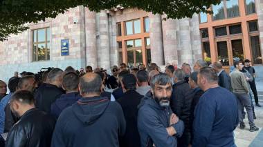 Հայաստանի քաղաքացիները համարում են, որ իշխանություն չկա