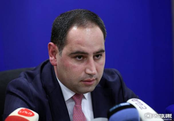 «Հրապարակ». Տեխզննման մութն ու ստվերը. ինչ կապ ունի Խուդաթյանը կայանների հետ