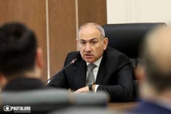 «Հրապարակ». Մանդատ եմ ծախում` լավ մանդատ․ Նիկոլ Փաշինյանը կրկին օրենք է խախտում