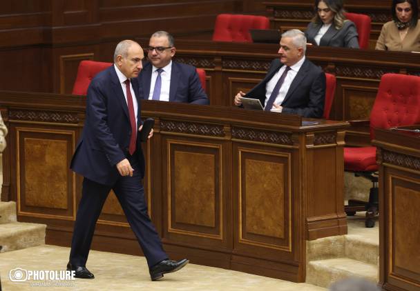 «Հրապարակ». Ճշմարտությունը «մանրից» խոստովանում է